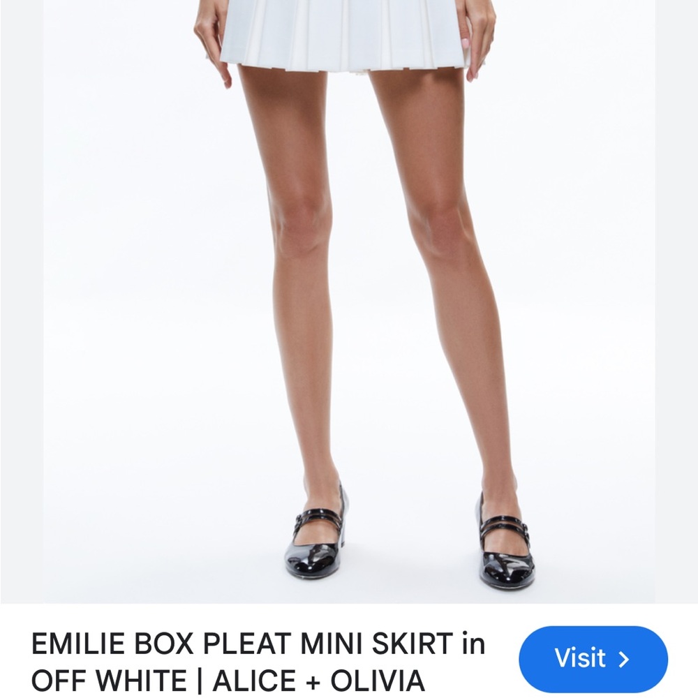Alice + Olivia Off-White Pleated Mini Skirt